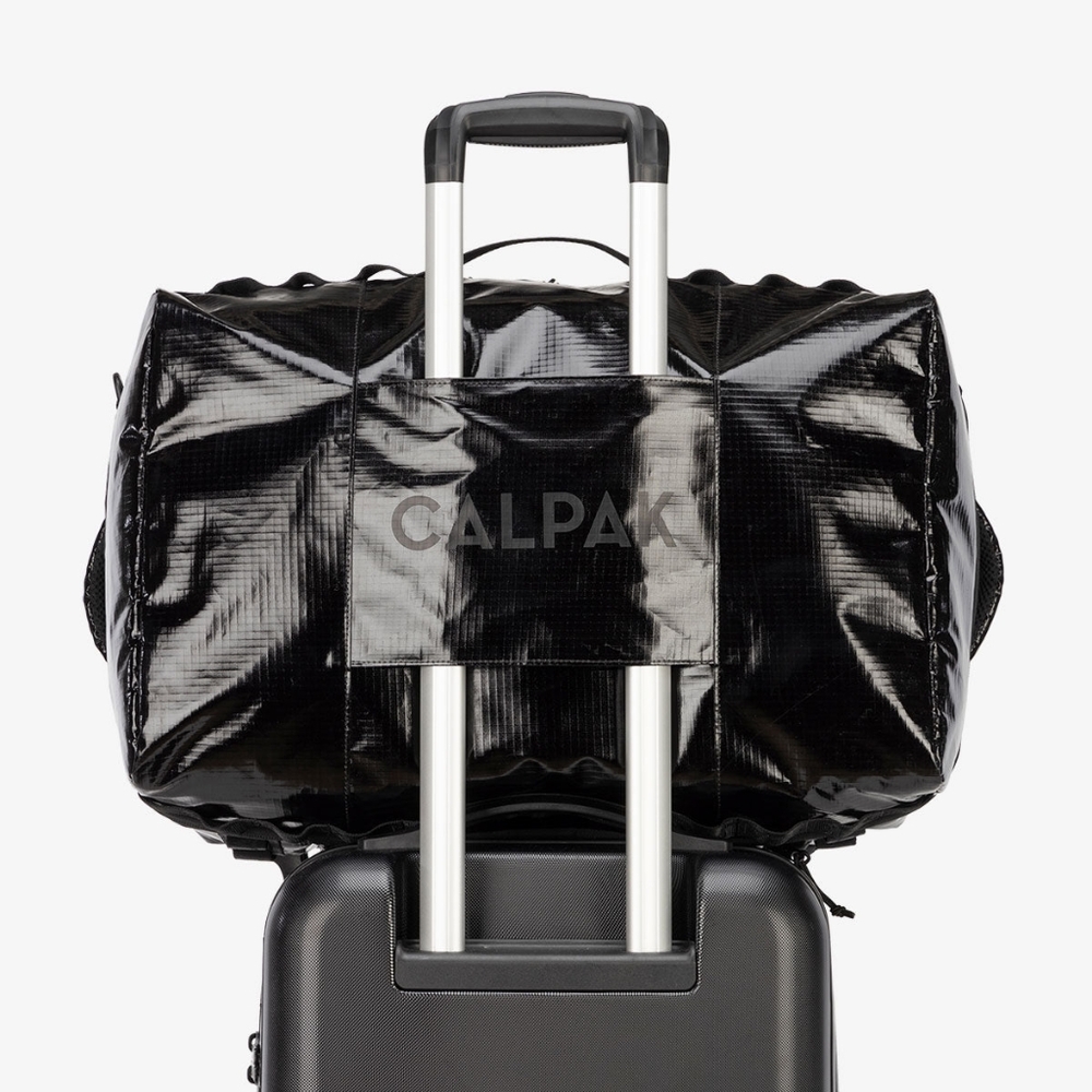 Calpak Men's Or Womens Terra Large 50L Duffel Backpack in Obsidian